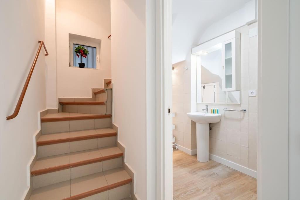Triplex At Street Level P De Toros Ventas-v-coro Apartamento *